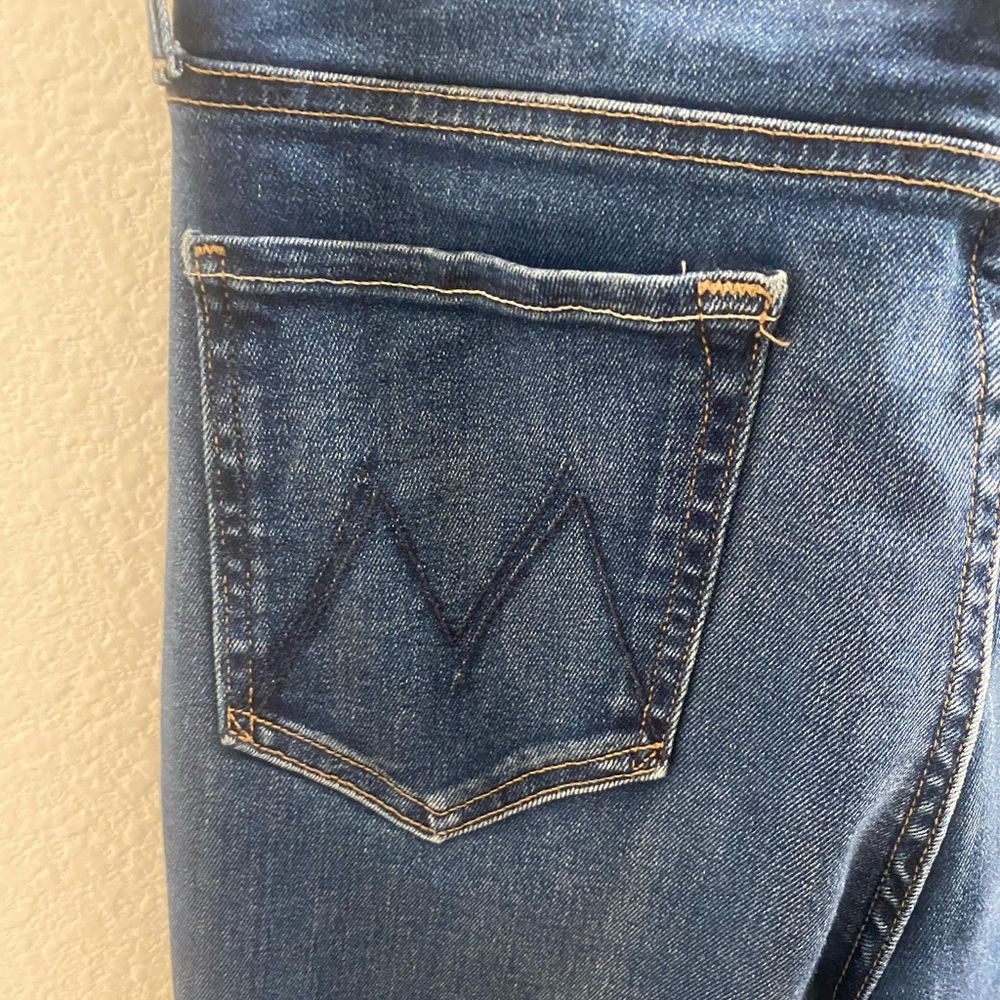 MOTHER Denim Women’s ‘The Doozy’ High Rose Flair Jeans - Picture 4 of 13